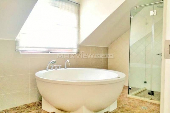 Rent exquisite 380sqm 4br house in Lane Bridge Villa of Beijing 4bedroom 380sqm ¥45,000 BJ0001566