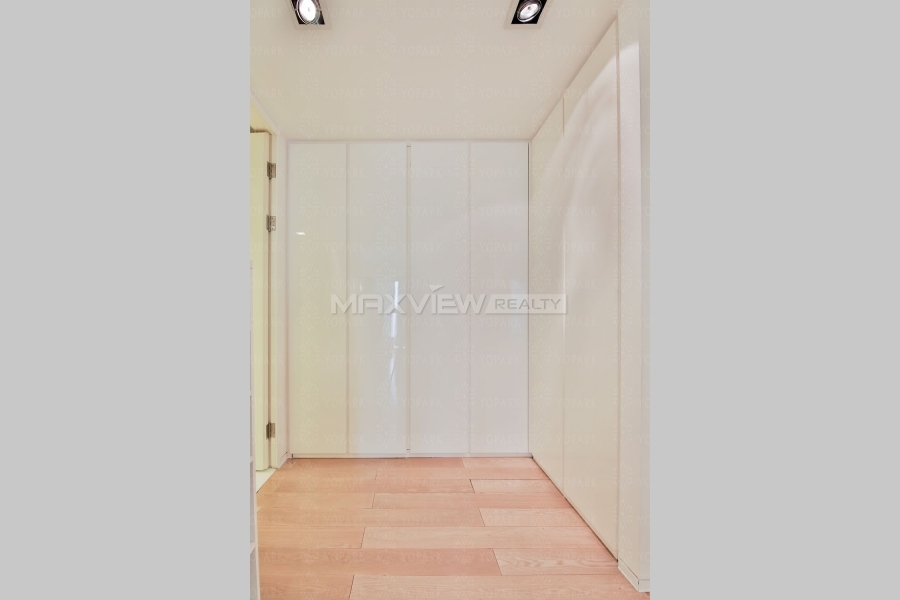 Apartment in Beijing Sanlitun SOHO 1bedroom 108sqm ¥17,500 BJ0002055