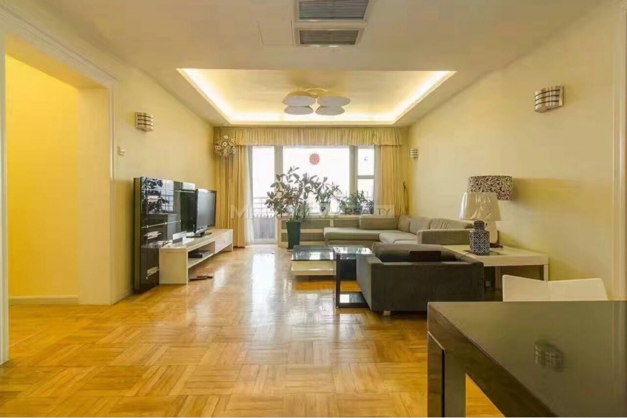 Beijing apartments rent in Parkview Tower 3bedroom 196sqm ¥25,000 BJ0002500