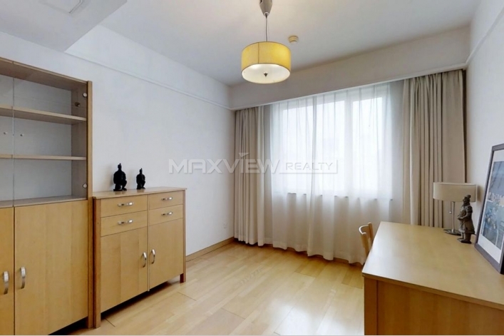 East Lake Apartment 4bedroom 241sqm ¥42,000 PRS607