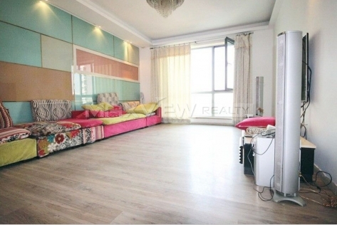 Apartment for rent in beijing Seasons Park