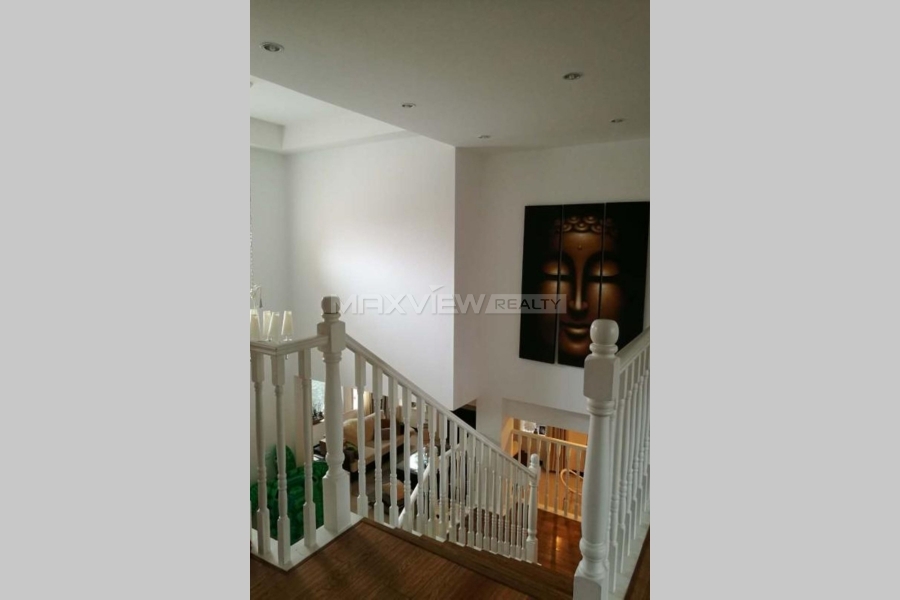 River Garden Villa&nbsp;4bedroom&nbsp;400sqm&nbsp;&yen;55,000&nbsp;BJ0003118