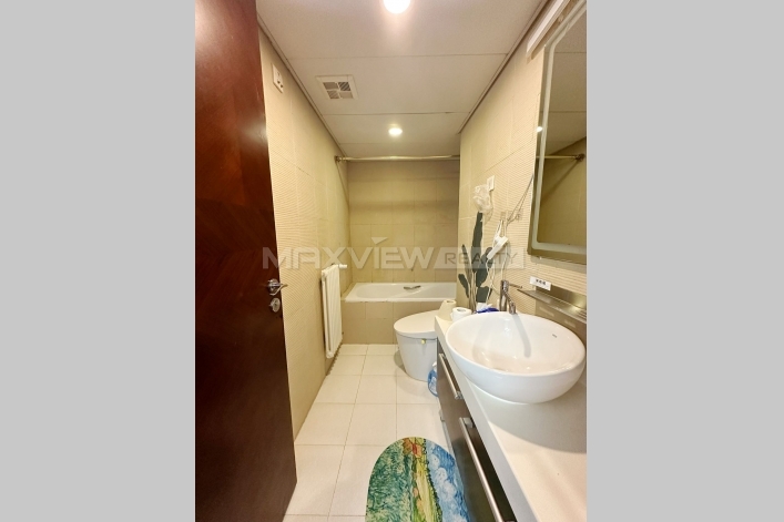 Fortune Plaza 财富中心&nbsp;1bedroom&nbsp;88sqm&nbsp;&yen;17,000&nbsp;BJ0008059