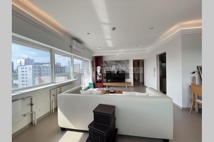 Jiuxian Apartment
