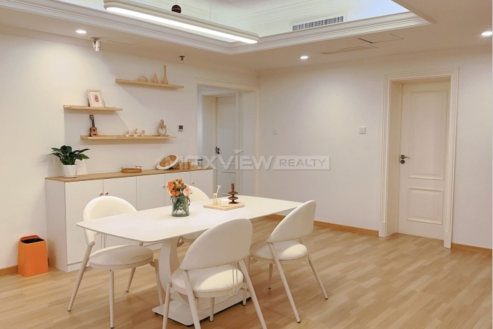 US United Apartment
