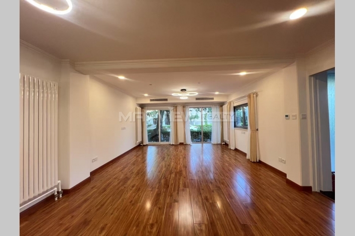 Guang Ming Apartment&nbsp;6bedroom&nbsp;245sqm&nbsp;&yen;65,000&nbsp;BJ0008707