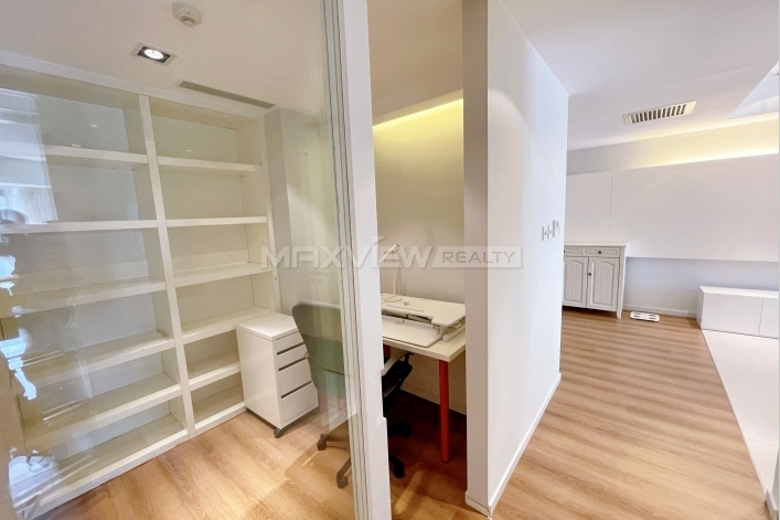 Sanlitun SOHO 三里屯SOHO &nbsp;2bedroom&nbsp;162sqm&nbsp;&yen;18,000&nbsp;BJ0008776