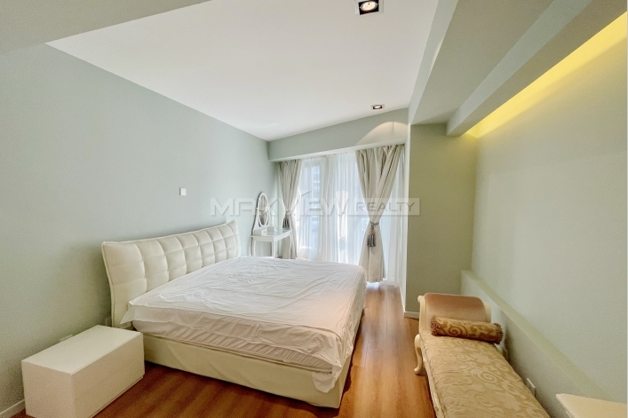 Sanlitun SOHO 三里屯SOHO &nbsp;2bedroom&nbsp;162sqm&nbsp;&yen;18,000&nbsp;BJ0008776