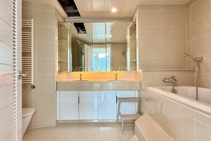 Central Park &nbsp;3bedroom&nbsp;222sqm&nbsp;&yen;42,000&nbsp;BJ0008821